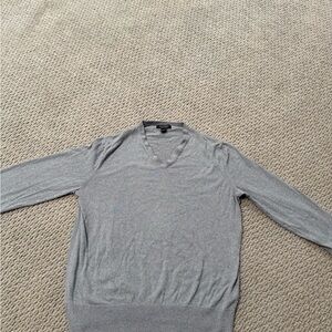 Banana Republic Men's Light Gray V-Neck Sweater